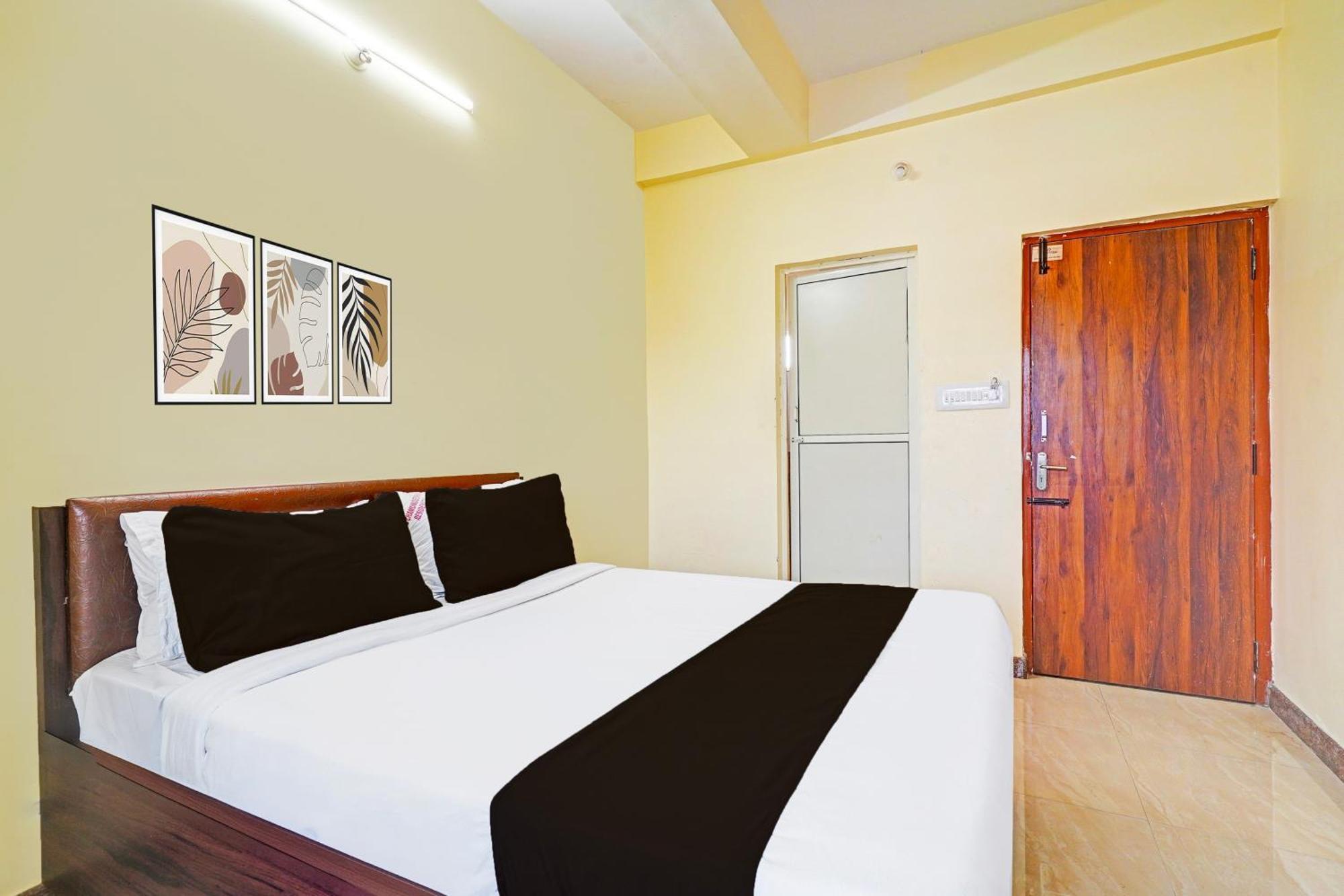 Super Hotel O Srigandhakavalu Formerly Chamundeshwari Lodging Jālahalli Exteriör bild
